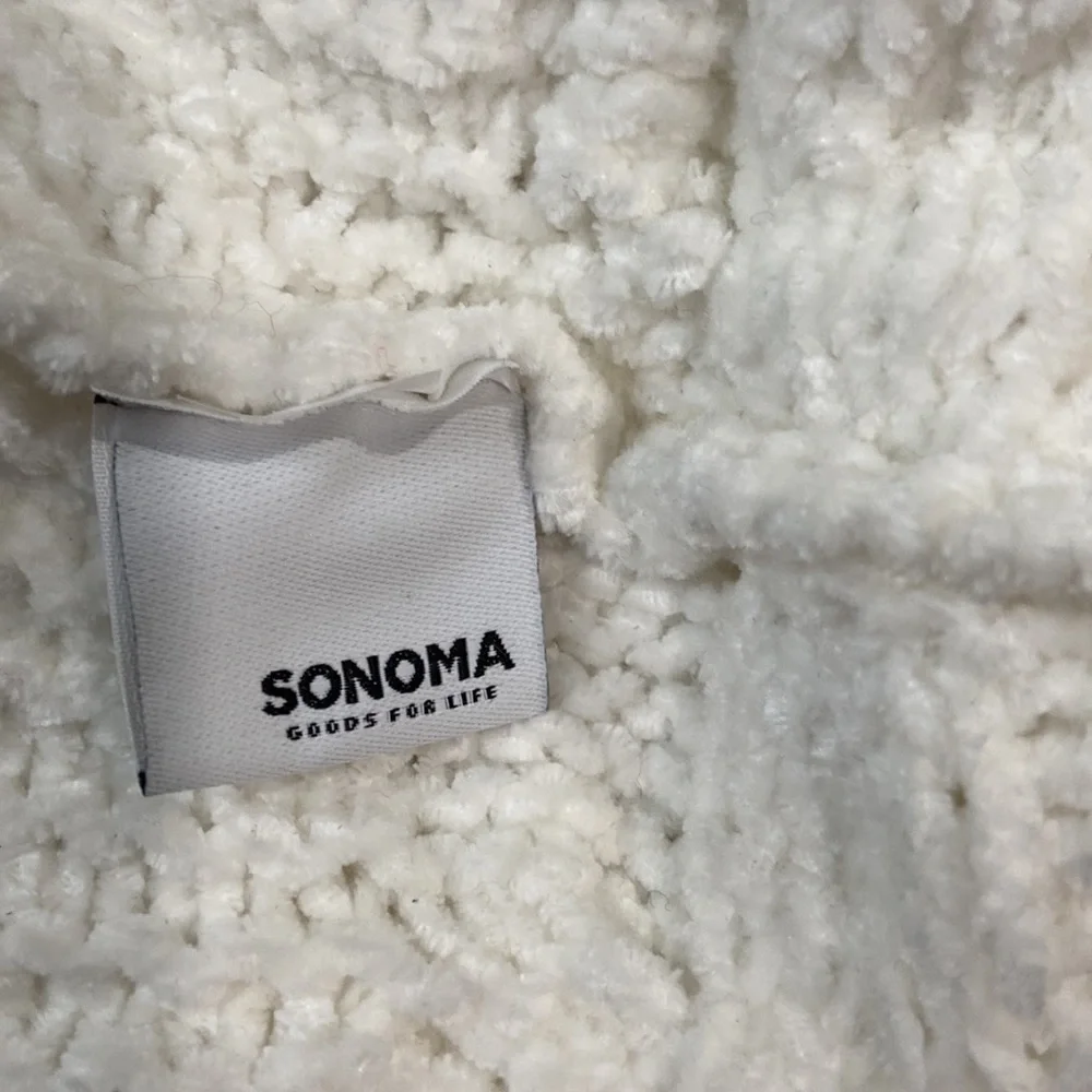 NWOT Sanoma Scarf